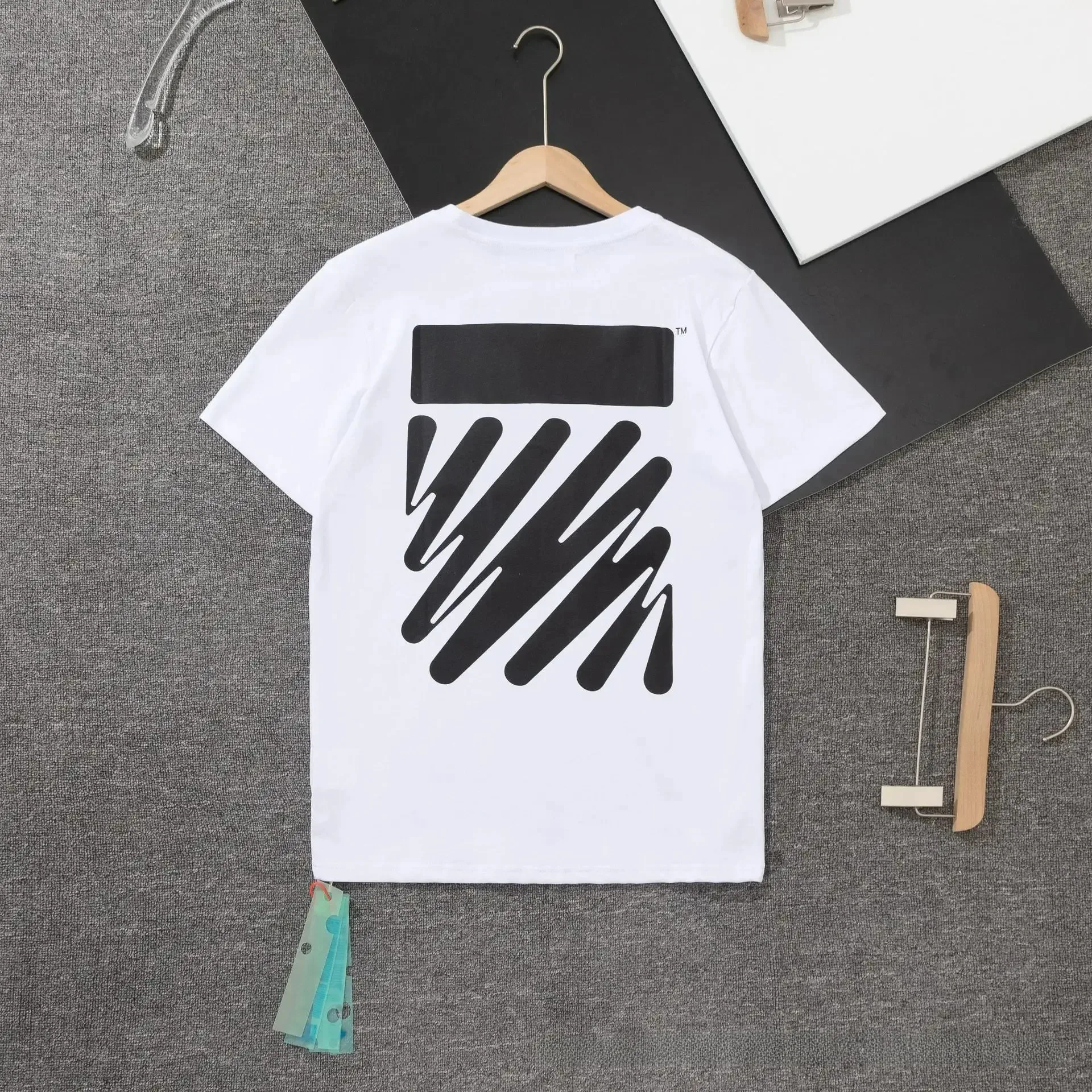 Spring Summer New Ow Off White Round Neck Printing Short Sleeve Street Fashion Women T-shirts For Men Women Back Wave Stripes