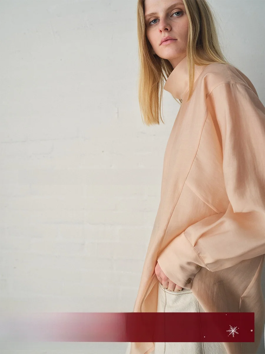 

Cleanfit ChicJane Soft Lustrous Blend irt with Cuffed Ne Loose Fit Long Sve Women's Moisture ng irt