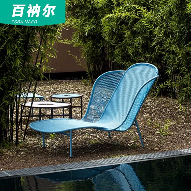 Outdoor recliner courtyard villa sunbathing recliner rope leisure chair B & B outdoor garden terrace rattan table and chairs