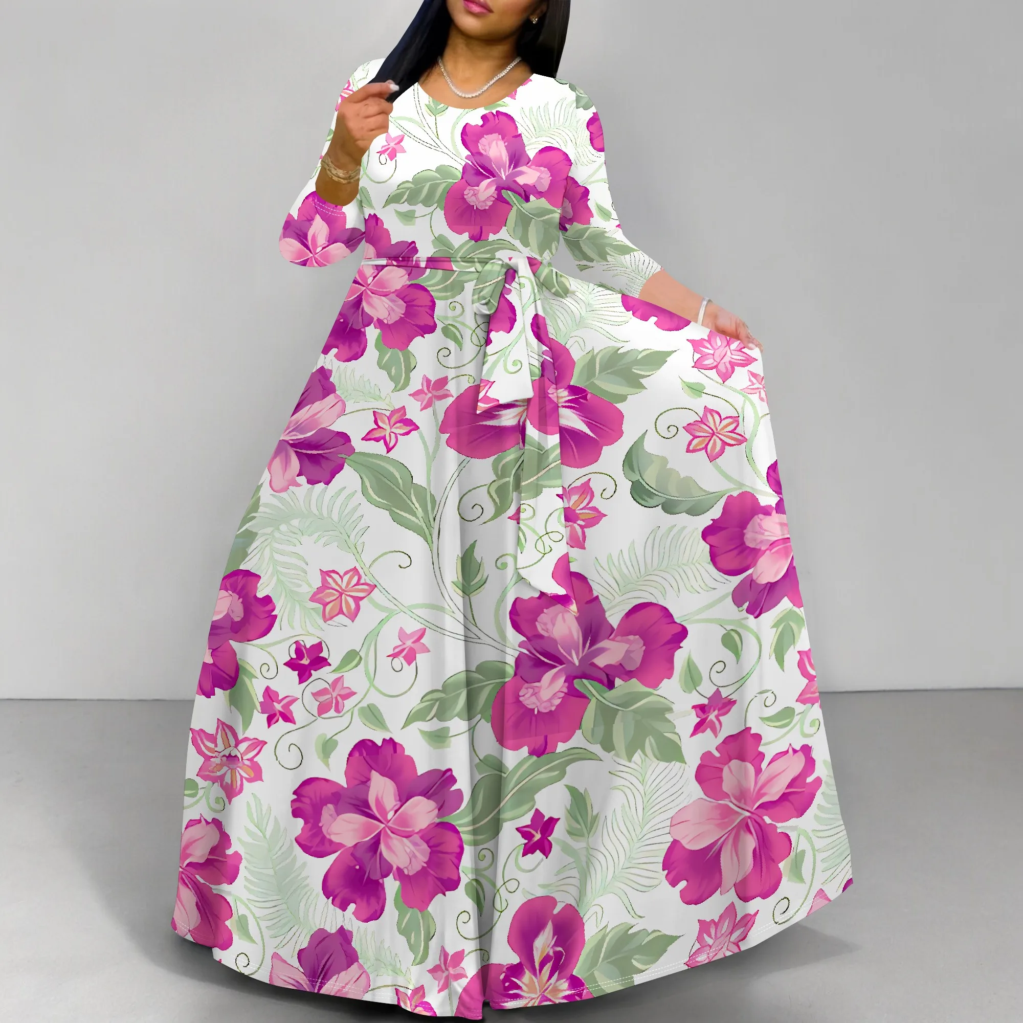 Robe longue beige avec fleurs pastel surdimensionnées, manches longues, style élégant pour femmes, look invité de mariage