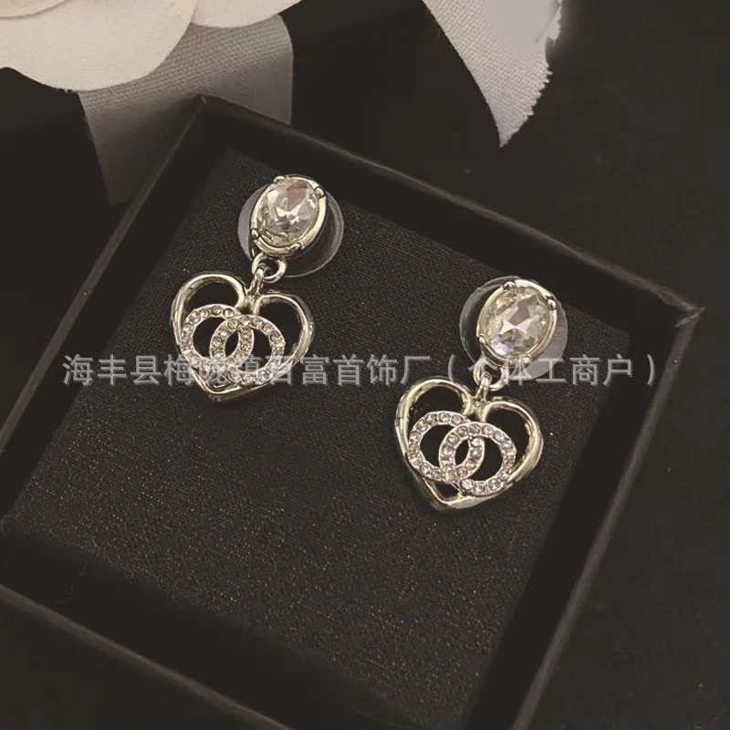 

Love Hollow Diamond Double C Stud Earrings Versatile Classic Premium Earrings Earrings Women