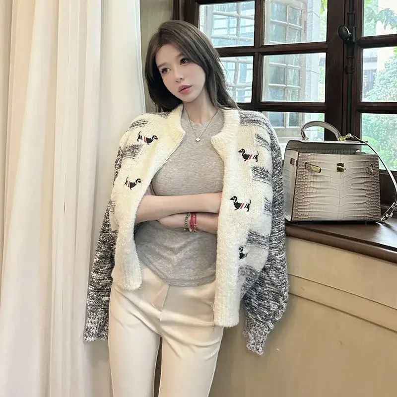 Outerwear Knitted Sweater Woman Round O Neck Color Matching Puppy Cardigan for Women Slim Korean Style Crochet Top Office Wear