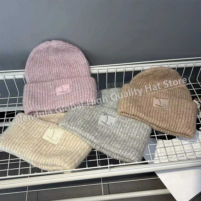 

Fashion Letter Embroidery Soft Warm Fluffy Winter Hat for Women Man Knitted Hat Skullies Beanies Female Bonnet Woman Knit Cap
