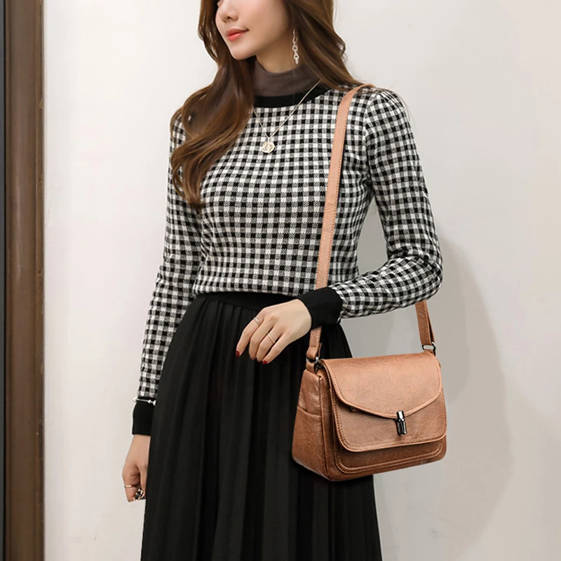 Womens Retro Flap Crossbody Bags 2024 New Casual Shoulder Bag Ladies Designer Lock Large Capacity Multicolor Minimalist Handbags