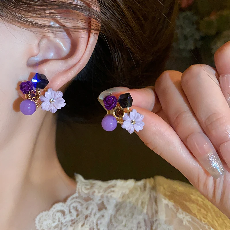 Colorful Flower Earrings Imitation Pearl Geometric Stud Earrings For Women Sweet Elegant Earrings For Party Banquet Jewelry Gift