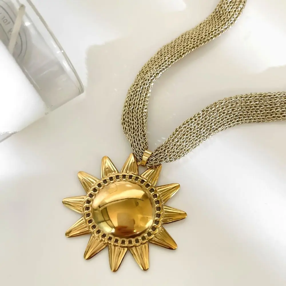 سلسلة مجوهرات من الفولاذ المقاوم للصدأ مطلية بالذهب تصميم مبالغ فيه على شكل قلب محارة شل قلادة الشمس قلادة مجوهرات نسائية