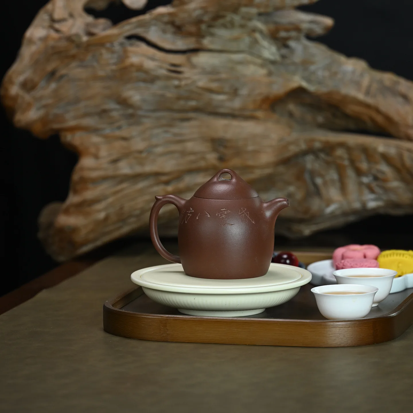 Original Hand-Carved Tiger Design Practical Yixing Purple Clay Teapot For Kung Fu Tea Brewing 300ML