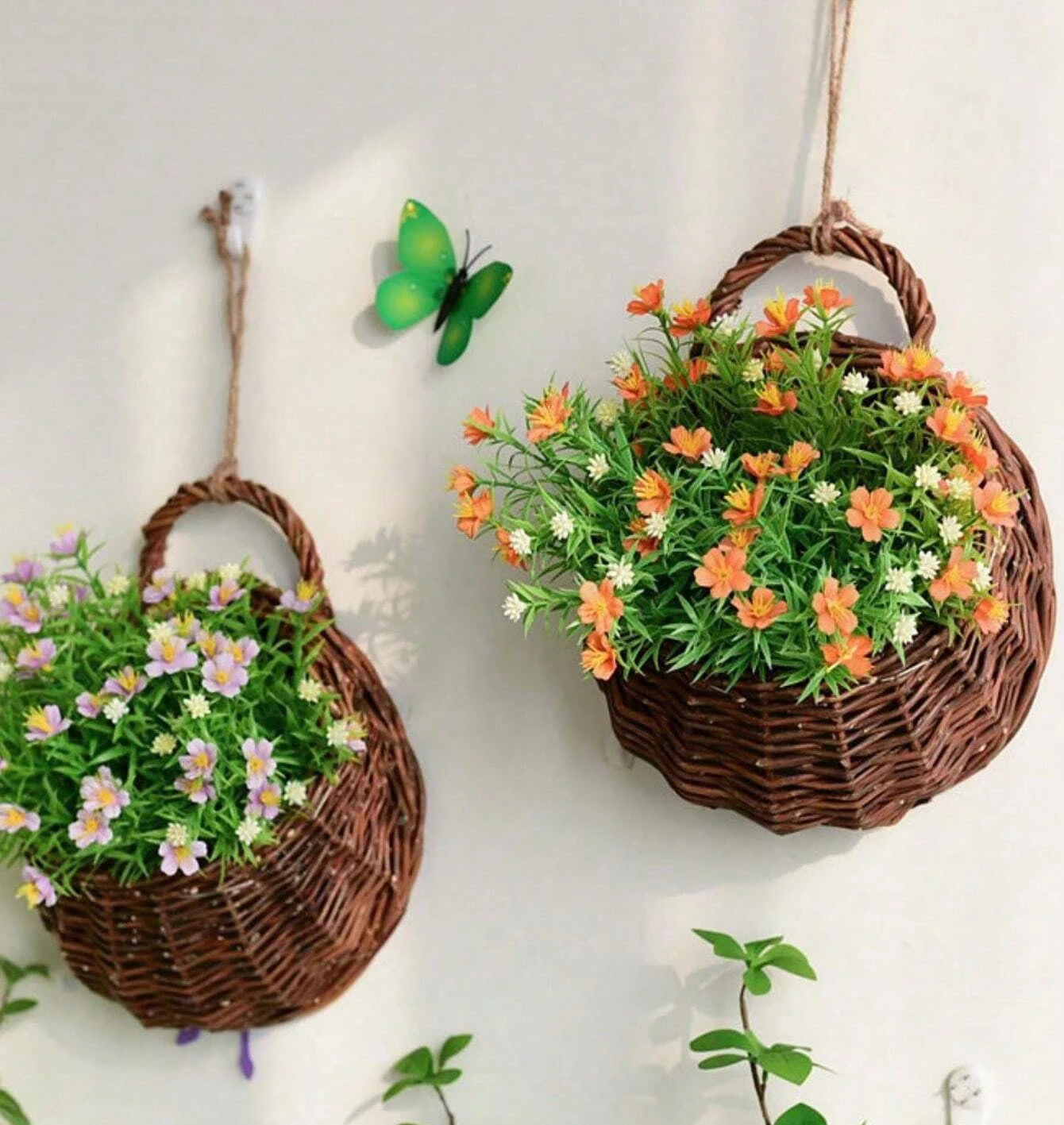 Hand Made Wicker Rattan Flower Planter Wall Hanging Wicker Rattam Basket Garden Vine Pot Plants Holder Garden Pots Wall Planter