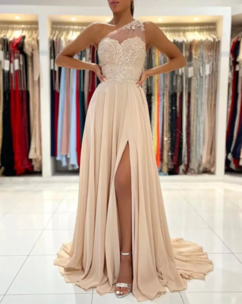 

A Line Sheer Straps Appliques Long Bridesmaid With Split vestidos de gala Champagne Chiffon One Shoulder Evening Prom Dresses