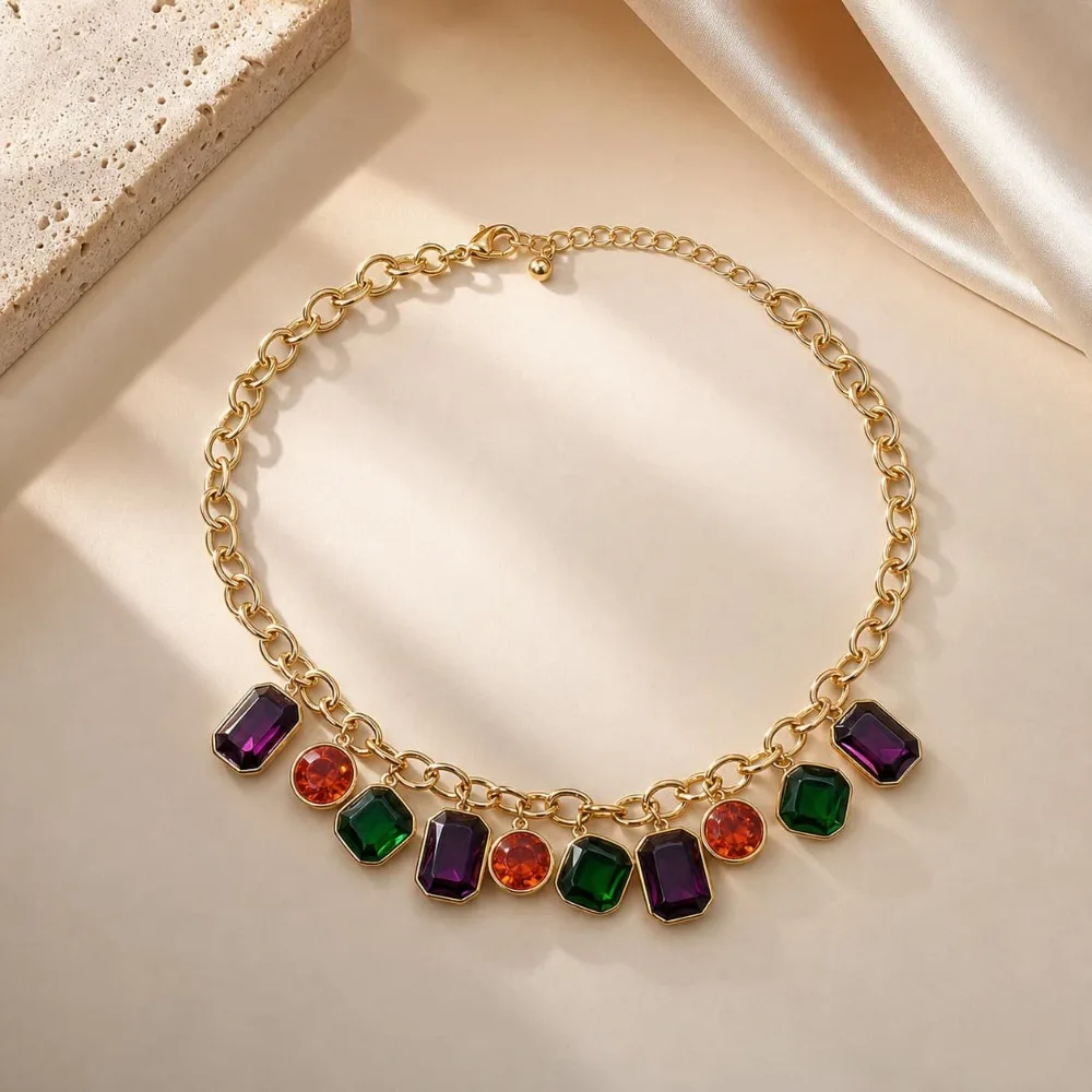 Popular Fashion Accessories Colorful Textured Glass Gem Clavicle Chain Short Necklace for Women 0326