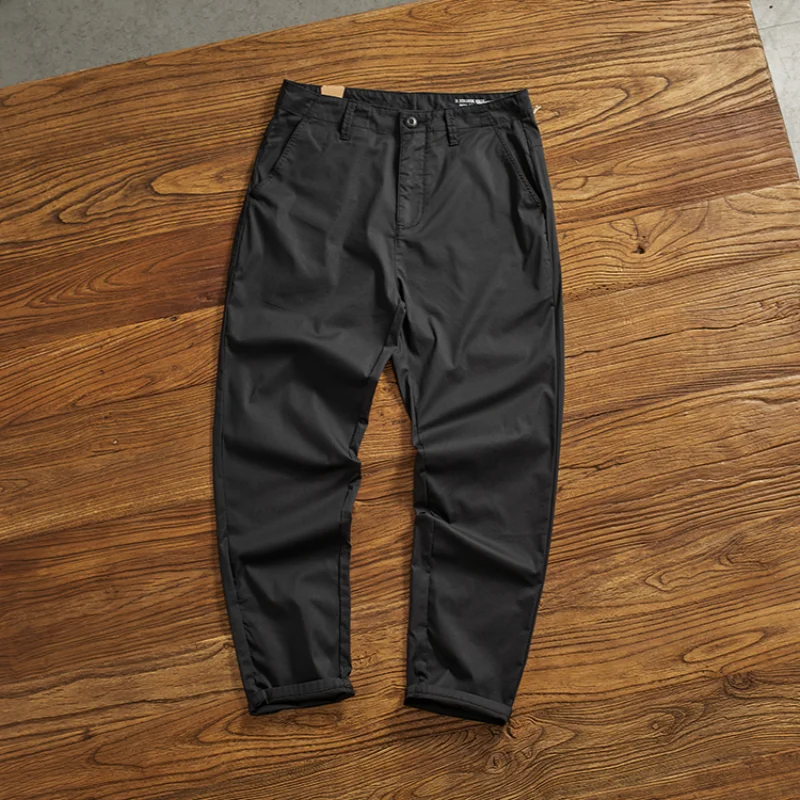 Stretch five bags of chino casual trousers for men under the old wash with a simple straight woven trousers in a solid color