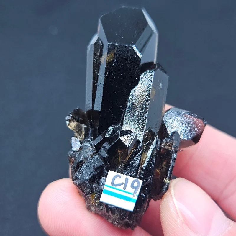 High Quality Smoky Black Crystal Cluster Natural Tawny Quartz Original Ore Specimen for Teaching And Home Decoration view 2