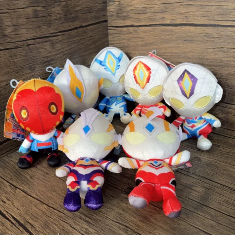 

Плюшевая игрушка Bandai Ultraman Decker Strong Shiny Type, мягкая аниме-кукла для коллекционеров, украшение для дома