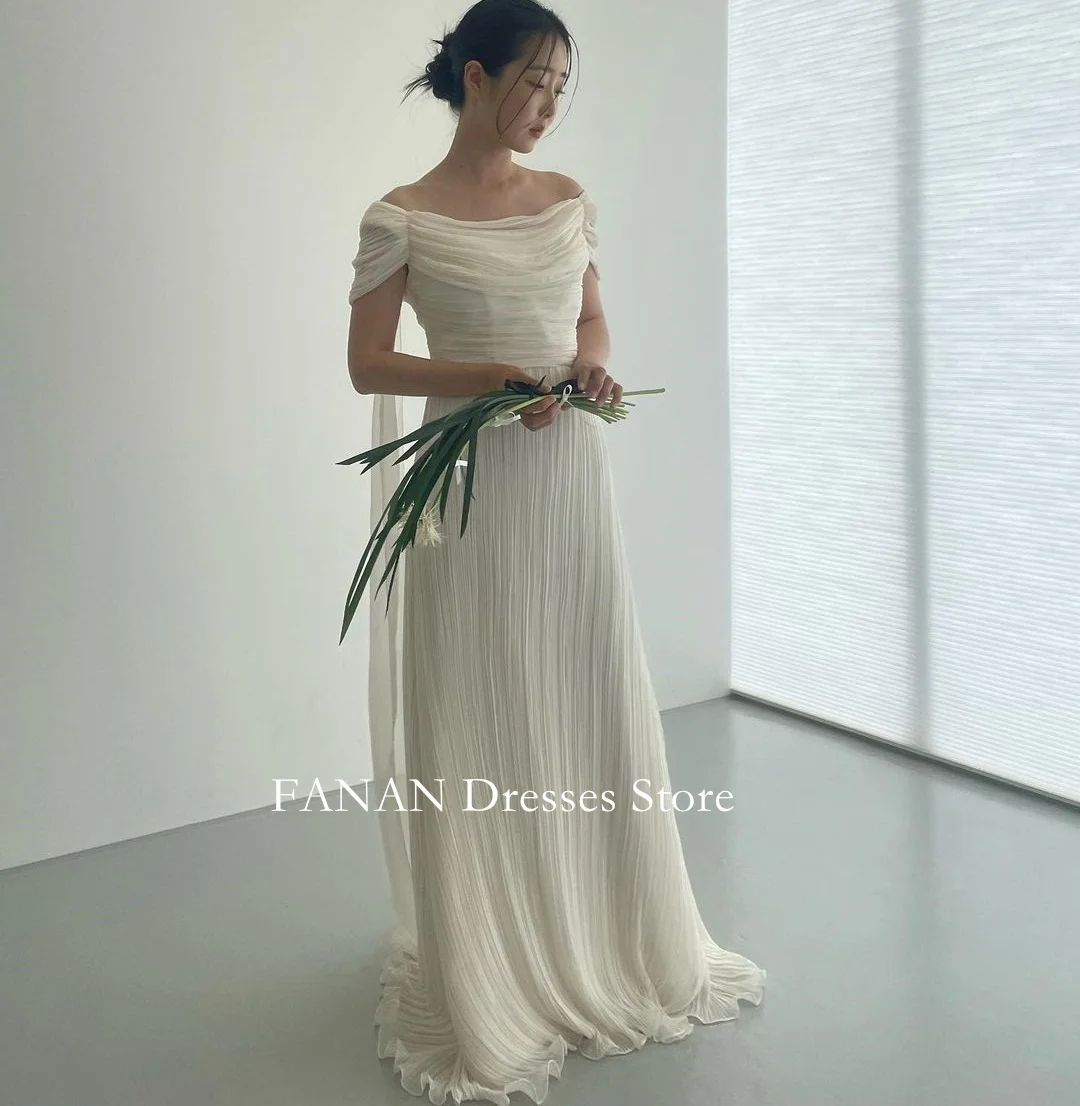 

FANAN Off Shoulder Korea Ivory BacklessSimple Wedding Dresses 웨딩드레스 Chiffon Ruched Custom Made Pretty Bride Gowns Plus Size