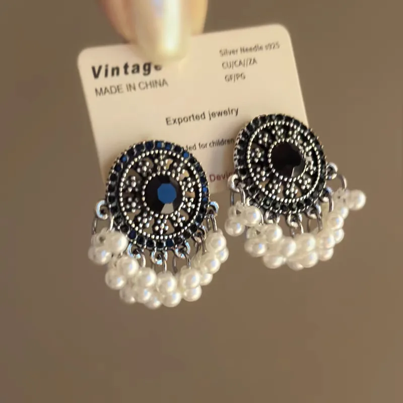 

Silver Needle Retro Geometric Tassel Pearl Earrings Bohemian Fashion Earrings Niche Design Earrings