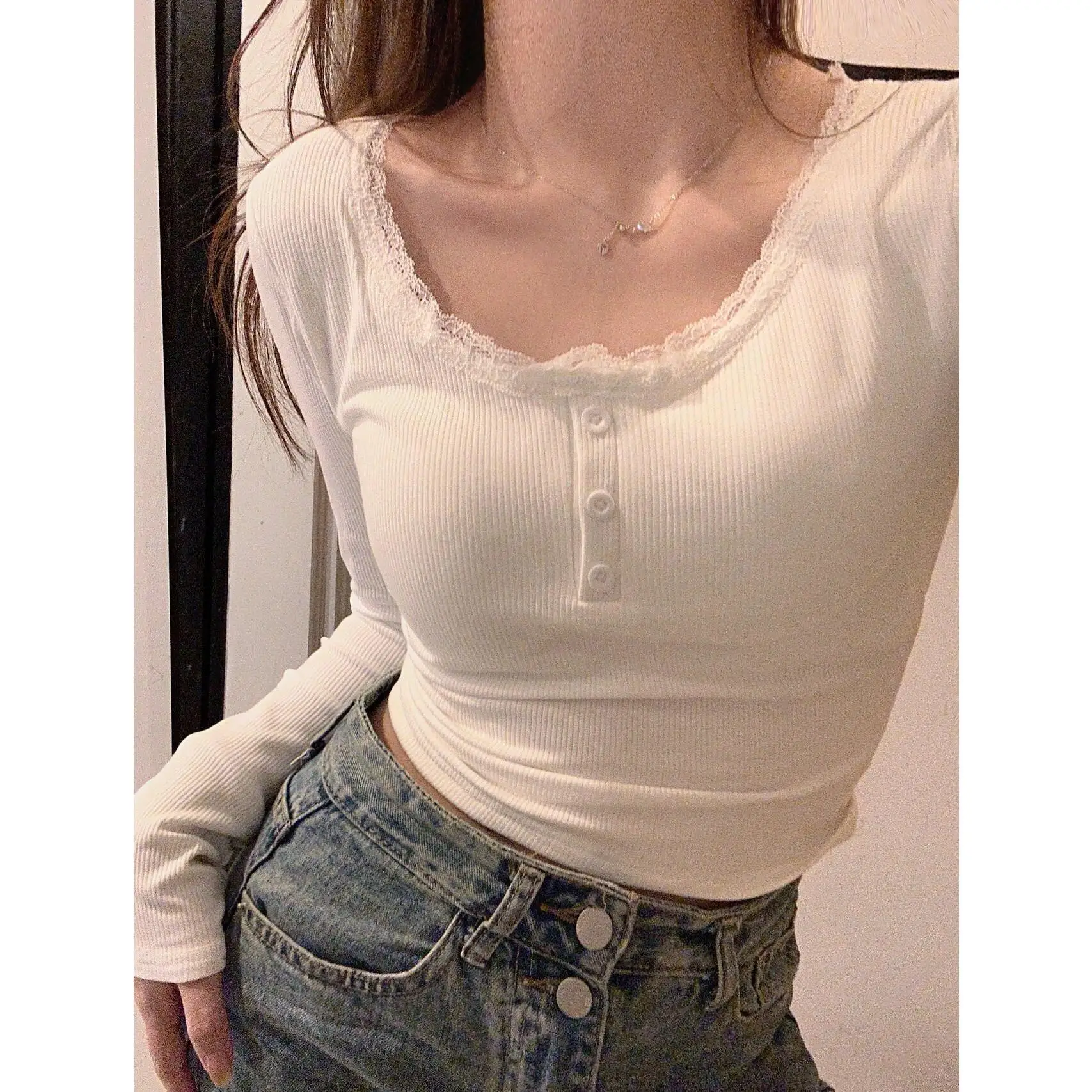 Autumn Winter Lace Trim U-Neck T-Shirt Slim Fit Base Layer Shirt Spicy Girl Top Princess Style Long Sleeve Thin Model