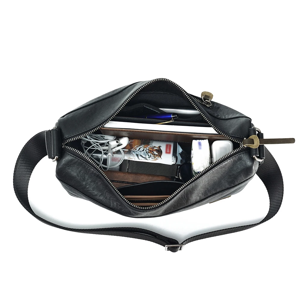 Men's motorcycle head layer cowhide shoulder bag high-end casual and fashionable crossbody bag