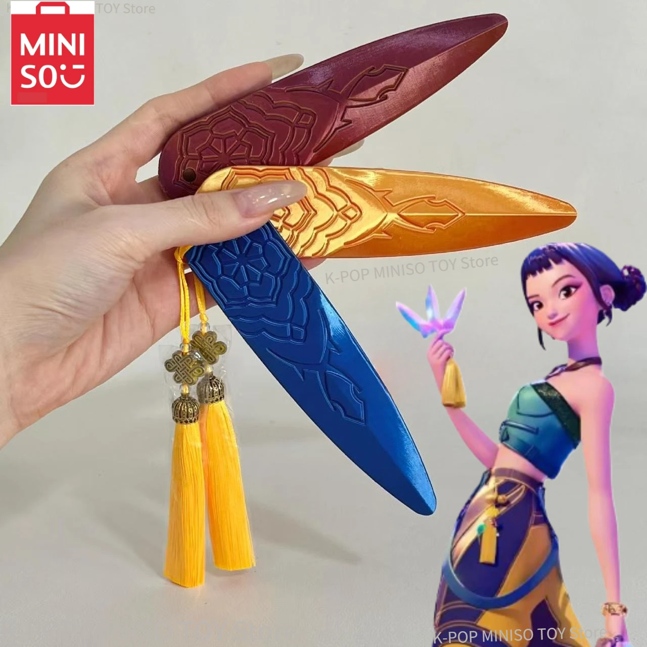 

Zoey Huntrix Cosplay Props Dart Weapons Kpop Demon Hunter Figures Cosplay Comic Exhibition Supplies Zoey Costumes Accessories