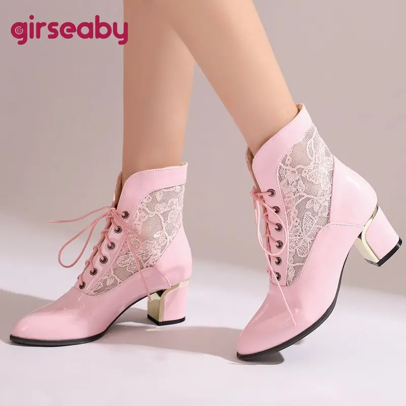 

Girseaby Женские ботильоны в стиле ретро с острым носком на шнуровке 6 см на массивном каблуке с дышащей сеткой Короткие ботинки размера плюс 41 42 43 Осень