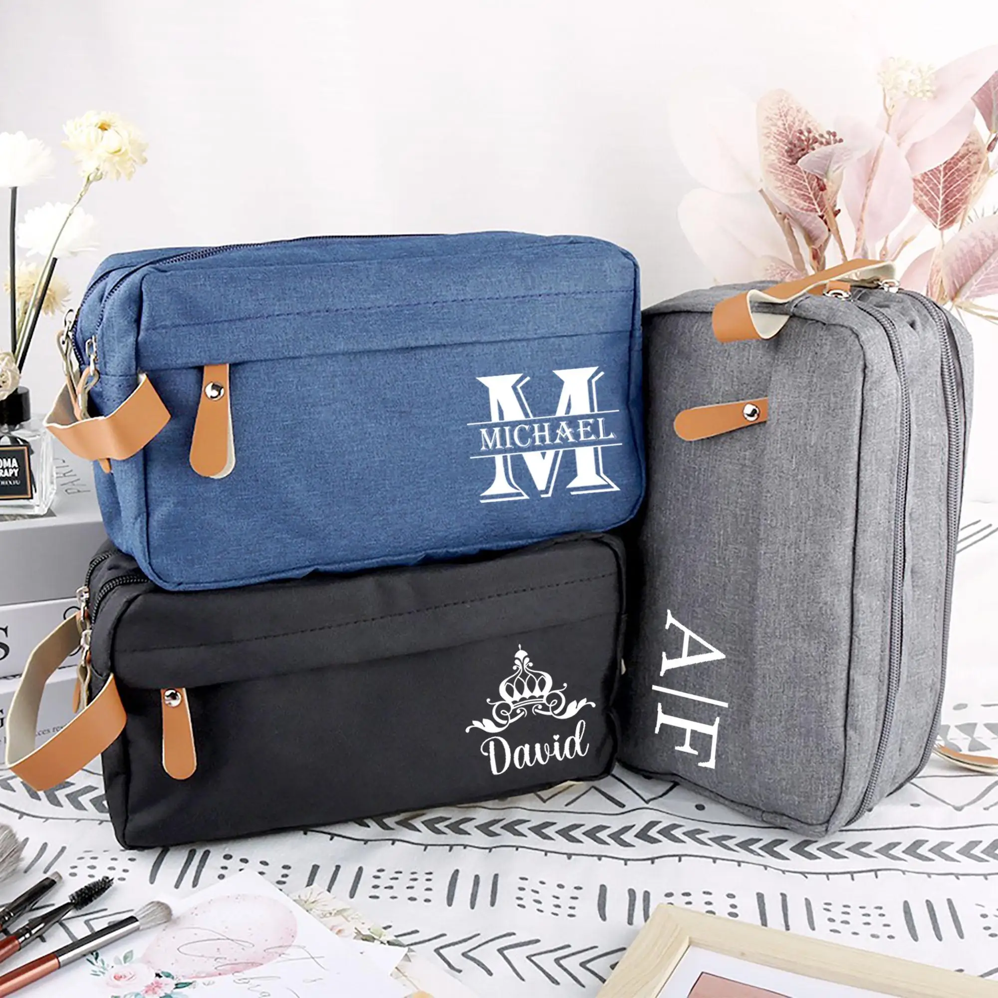 

Personalized Oxford Cloth Cosmetic Bag With Custom LOGO Cosmetic Storage Bag Suitable For Travel Daily Cosmetic Storage Unisex