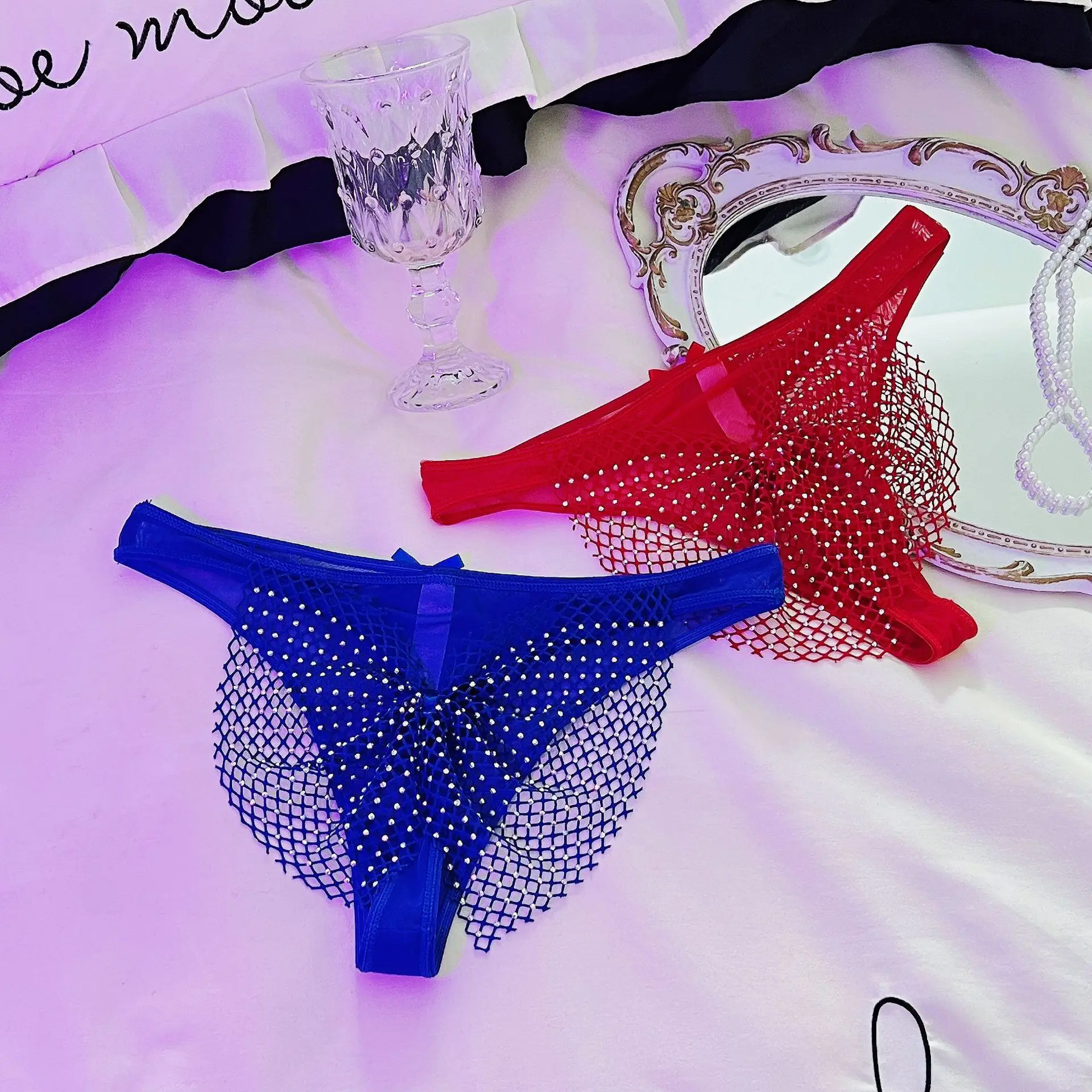 تألق الماس شبكة جوفاء مثير الملابس الداخلية النسائية فراشة كبيرة منخفضة الخصر الصيد صافي منظور تنفس ثونغ للمرأة