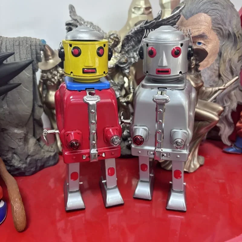 Colección para adultos, juguete de cuerda Retro, figura de Metal, robot plateado rojo estaño, mecanismo de relojería mecánico, modelo de juguete, regalo para niños