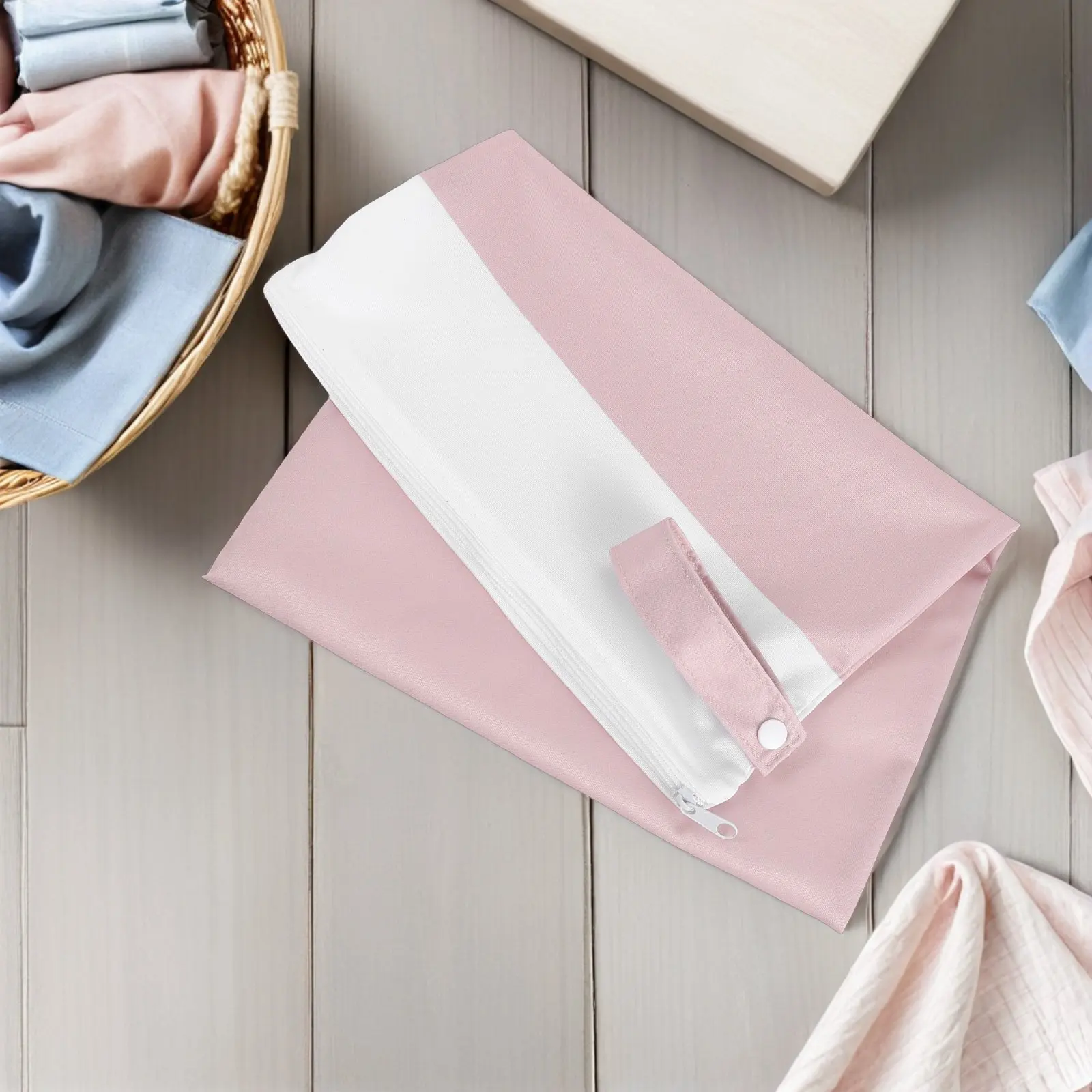 

Small Reusable Baby Diaper Wet Bag Waterproof Dry Storage Portable Diaper Pouch Travel Laundry Bag Gym Swimwear Wet Bags Beige