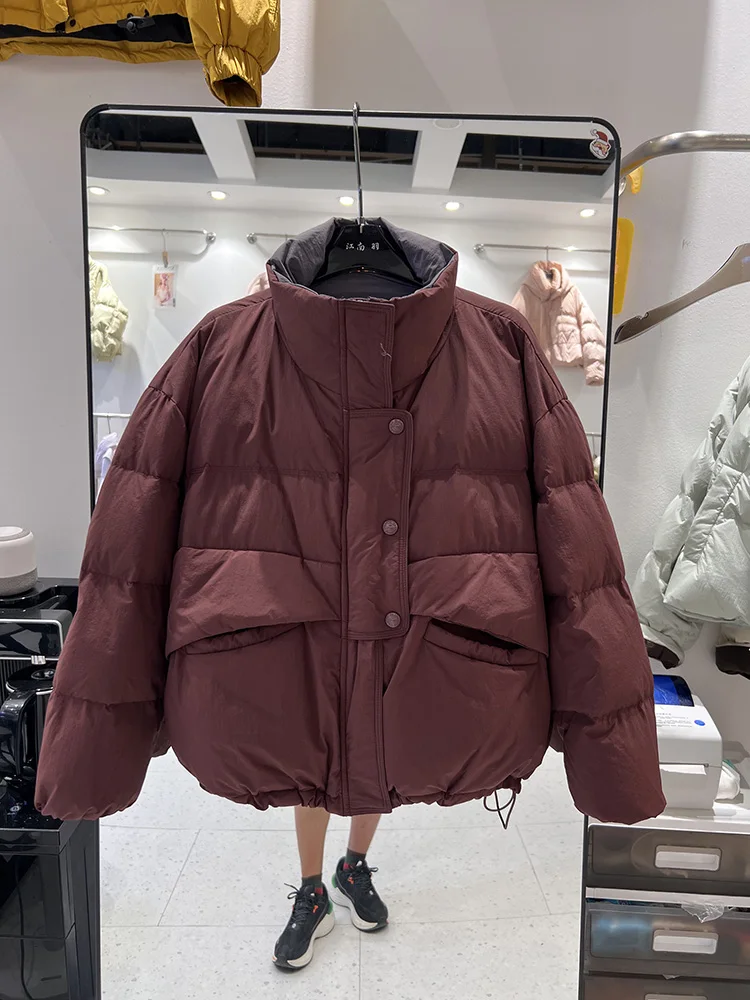 سترة كاجوال متعددة الاستخدامات للنساء 2025 سترة جديدة بياقة واقفة وحاشية قصيرة برباط على الموضة باللون الأبيض