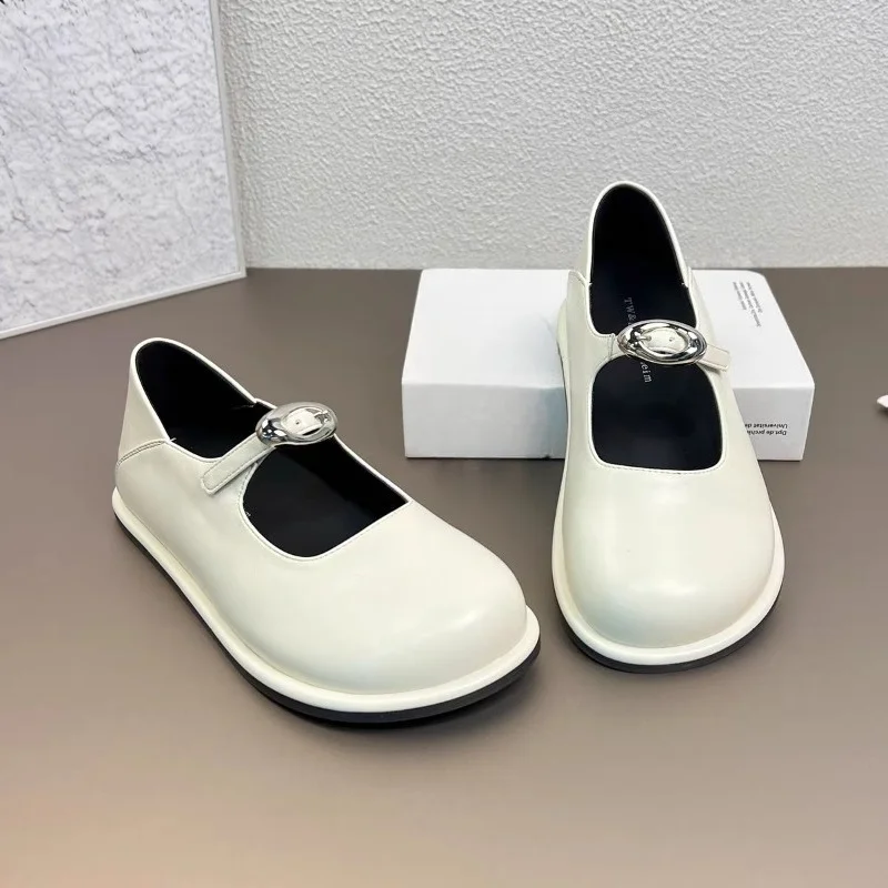 

Новые летние винтажные туфли Мэри Джейн на плоской подошве с одной пряжкой и ремешком, женские французские модные туфли на плоской подошве с неглубоким носком и круглым носком