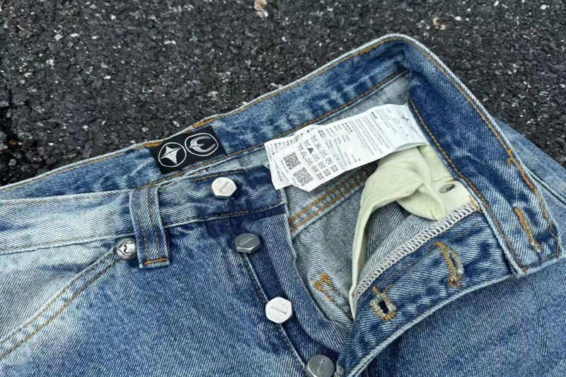 Big Mud Thug Club Casual Straight Loose Jeans Button Pants Metal Label Men Women Unisex Blue Slightly Smaller Size Trousers