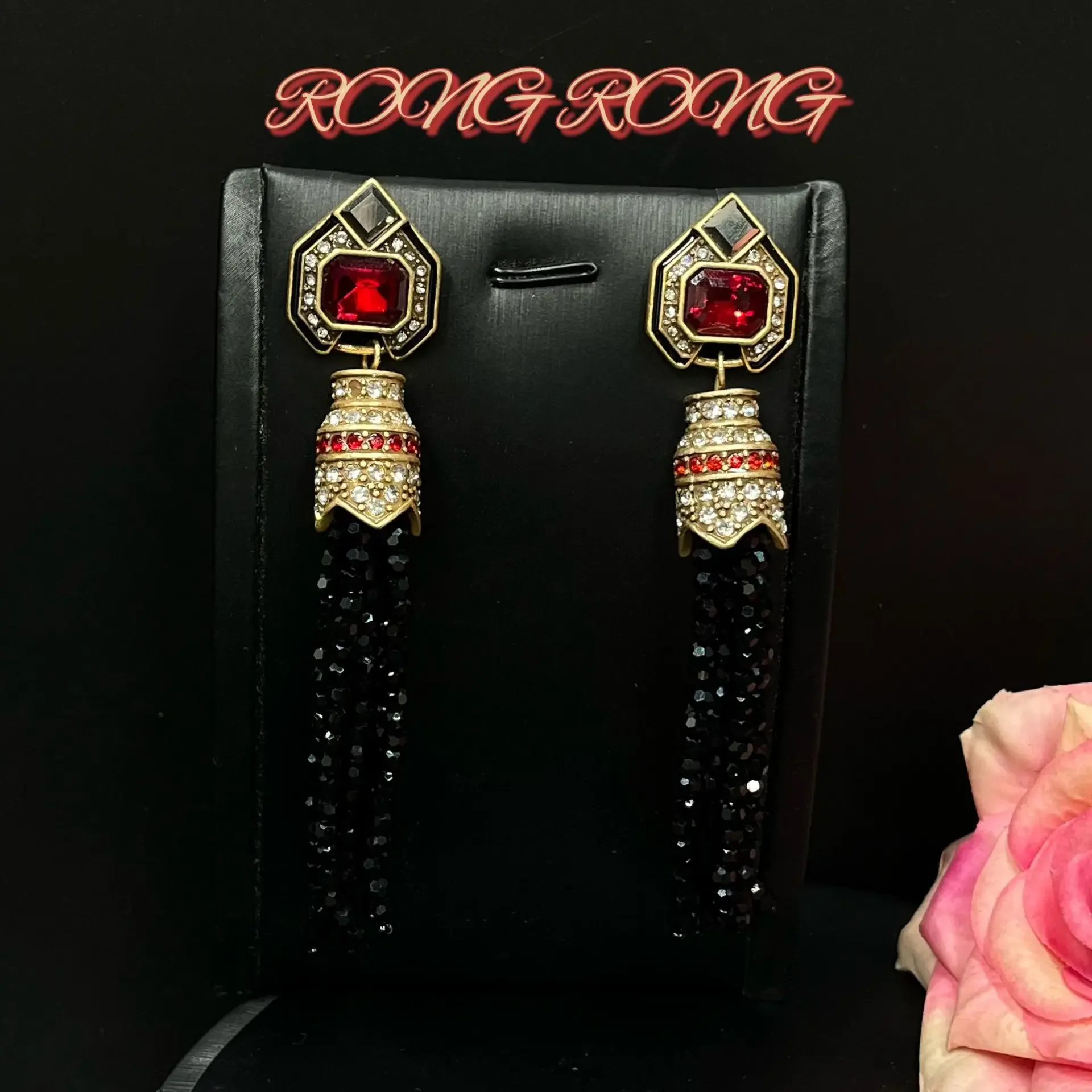 European and American Heavy-duty Retro Shoulder-sweeping Long Tassel Earrings Inlaid with Diamond Gemstones Vintage Earrings