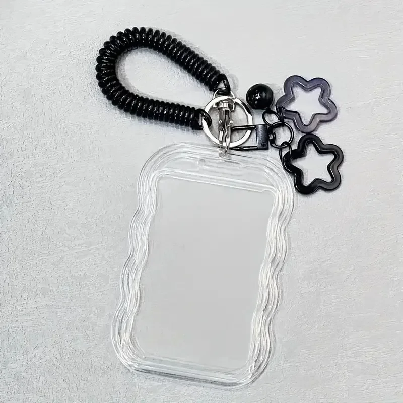 1 Stück Ausziehbarer Ausweishalter mit Schlüsselanhänger & Handschlaufe - Kartenhalter mit Sicherem Verriegelungsmechanismus, Diebstahlsicheres Design, Ideales Geschenk