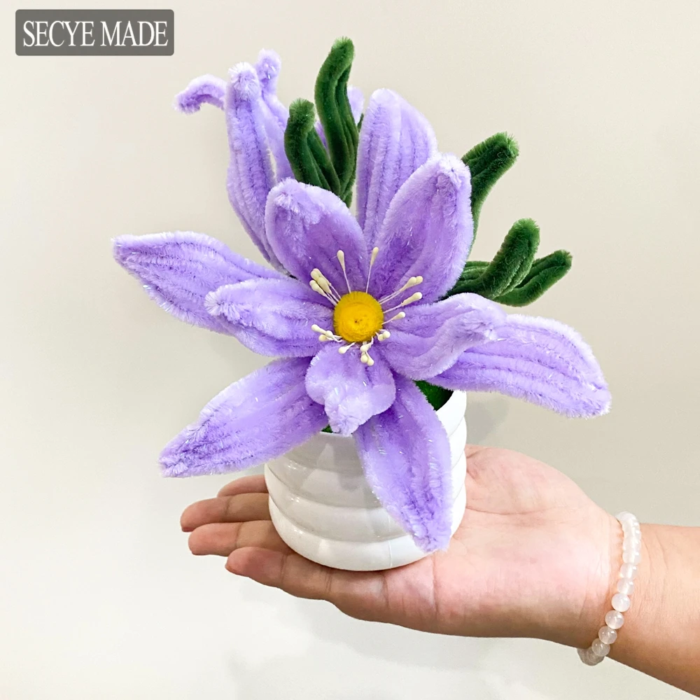 

Purple Lily Potted Plant Artificial Flower Bonsai New Year Gift Boutique Pure Handmade Car Decoration Office Desk Handicraft L43