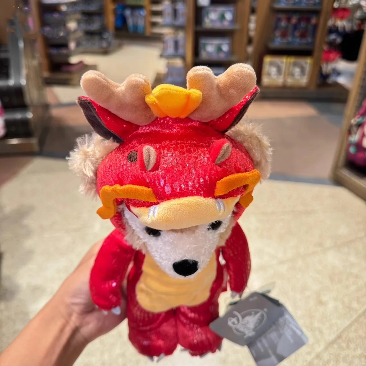 Dragão dourado da Shanghai Disney comemorando o ano novo - Pingente de brinquedo de pelúcia Duffy the Dragon Baby como presente de aniversário
