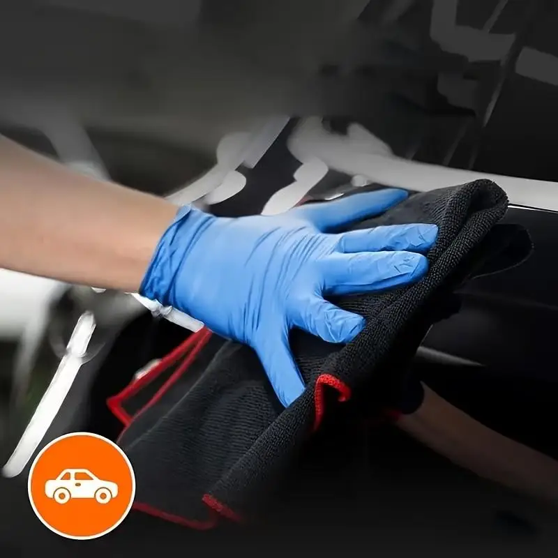 Blue nitrile gloves are durable, lightweight, versatile and suitable for beauty, hairdressing, cleaning and tattooing