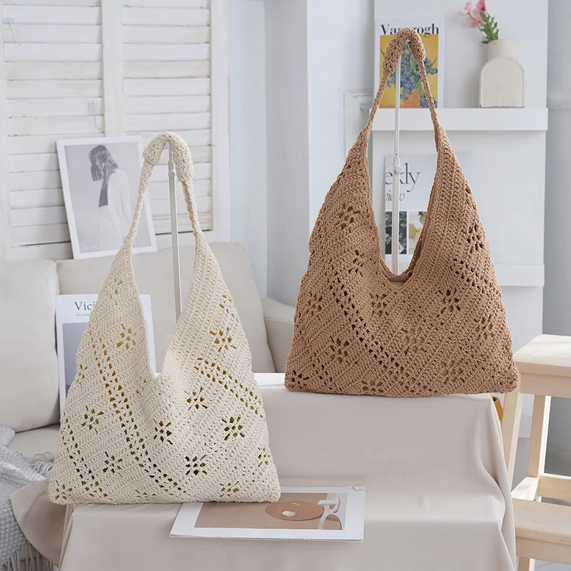 

2026 new flower woven bag hand-woven daisy straw bag women's seaside vacation portable shoulder bag