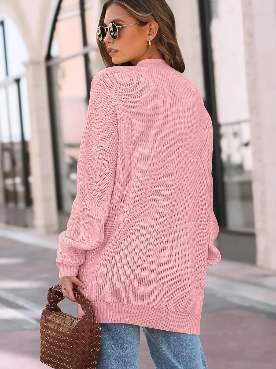 

Light Pink Oversized V-Neck Knitwear Cardigan with Pockets for Daily Commute Versatile Outerwear Sweater for Casual Occasions