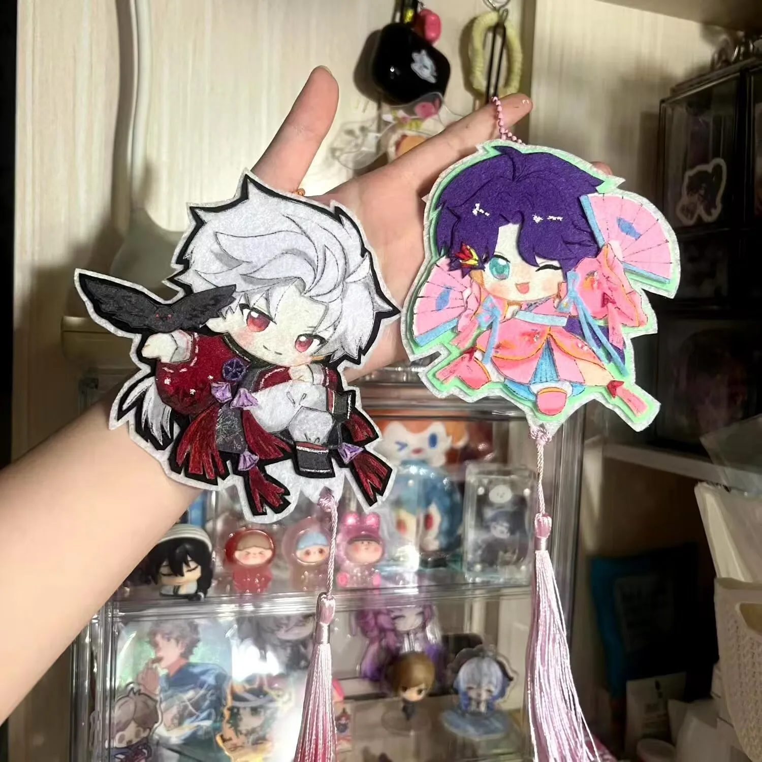 "사랑과 깊은 공간" 팬메이드 상품 Q버전 부직포 펜던트 키체인, 고급스러운 가방