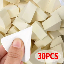 Triangle Soft Makeup Sponge 30Pcs/Set Wet and Dry Use Fan Shaped Puff Foundation Concealer Smearing Powder Puff Cosmetics Tool