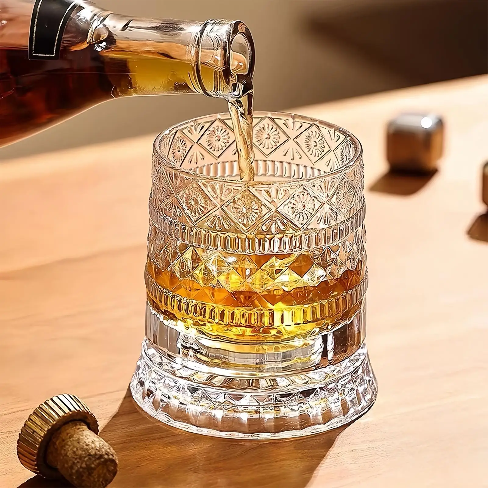 280ml Rotating Whiskey Glass Crystal Rum Glass Cocktail Party Drinking Gift Creative Crystal Premium Beer Glass