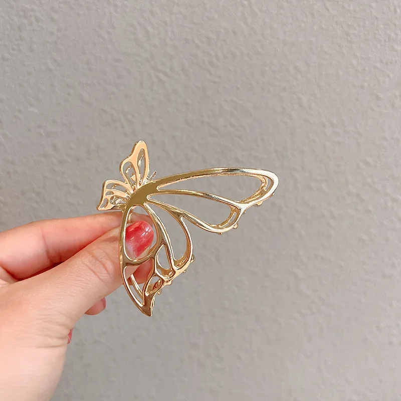 Fashion Butterfly Hair Claws Hollow Zinc Alloy Beautiful Golden Butterfly Hair Clips Woman Hair Accessories