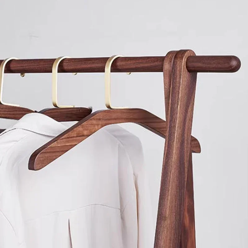 Wooden Hanger Luxury Retro Wide Shoulder Hanger Household Hotel Cloakroom Minimalist Hangers Brass Solid Wood Clothes Hangers
