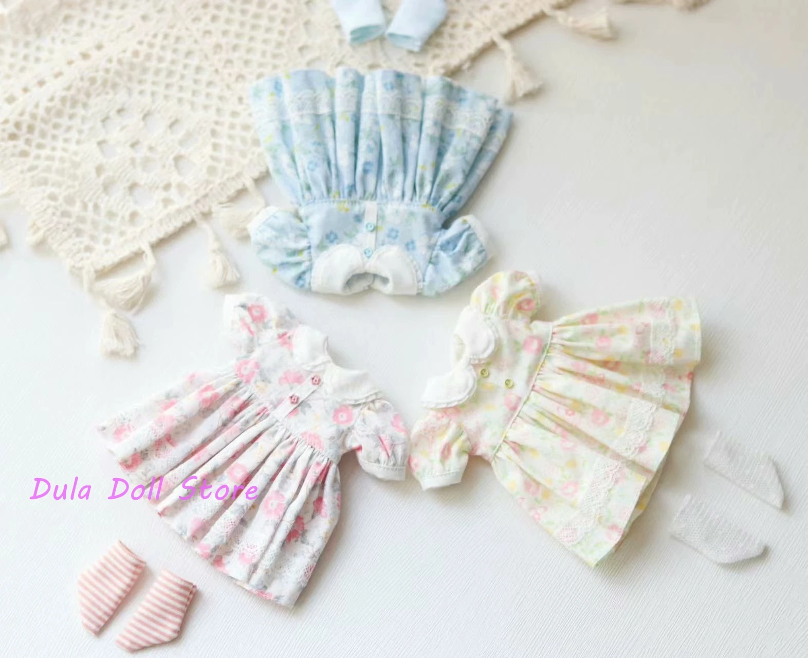 Dula Doll Clothes Dress Light colored floral fragments skirt ob11 gsc Doll