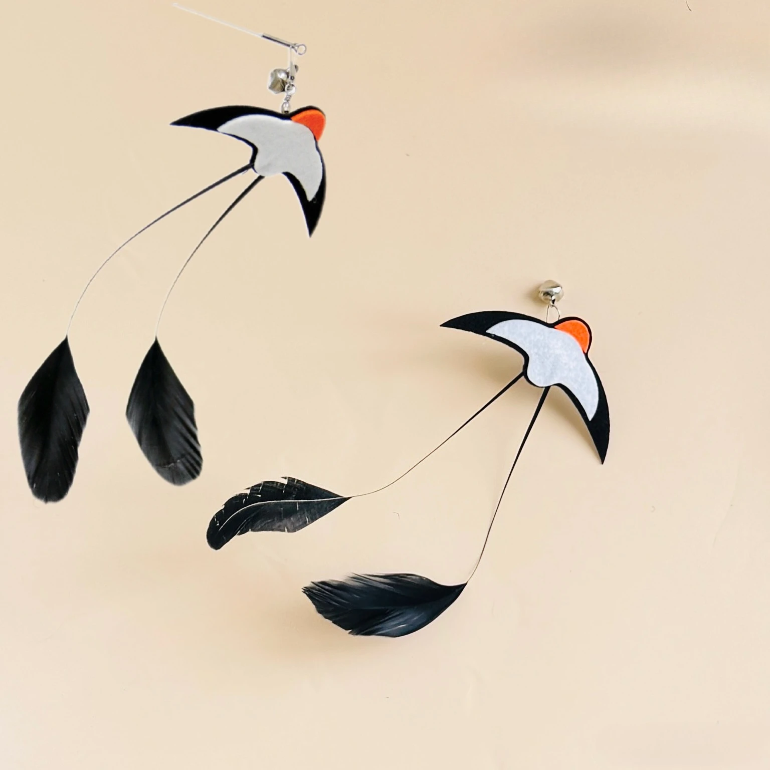 Interactive Cat Toy Funny Simulation Bird Feather with Bell Cat Stick Toy for Kitten Playing Teaser Wand Toy Pet Cats Supplies