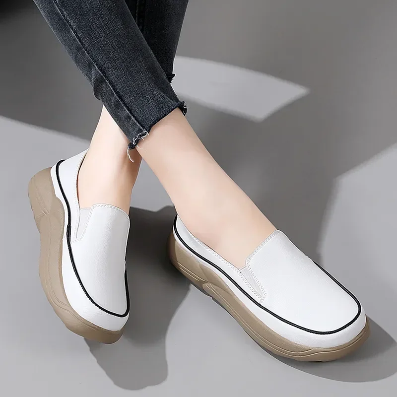 Women Shoes Flats Leather Sneakers Women 2024 Comfortable Female Casual Walking Footwear Fashion Large Size Loafers Shoes Women