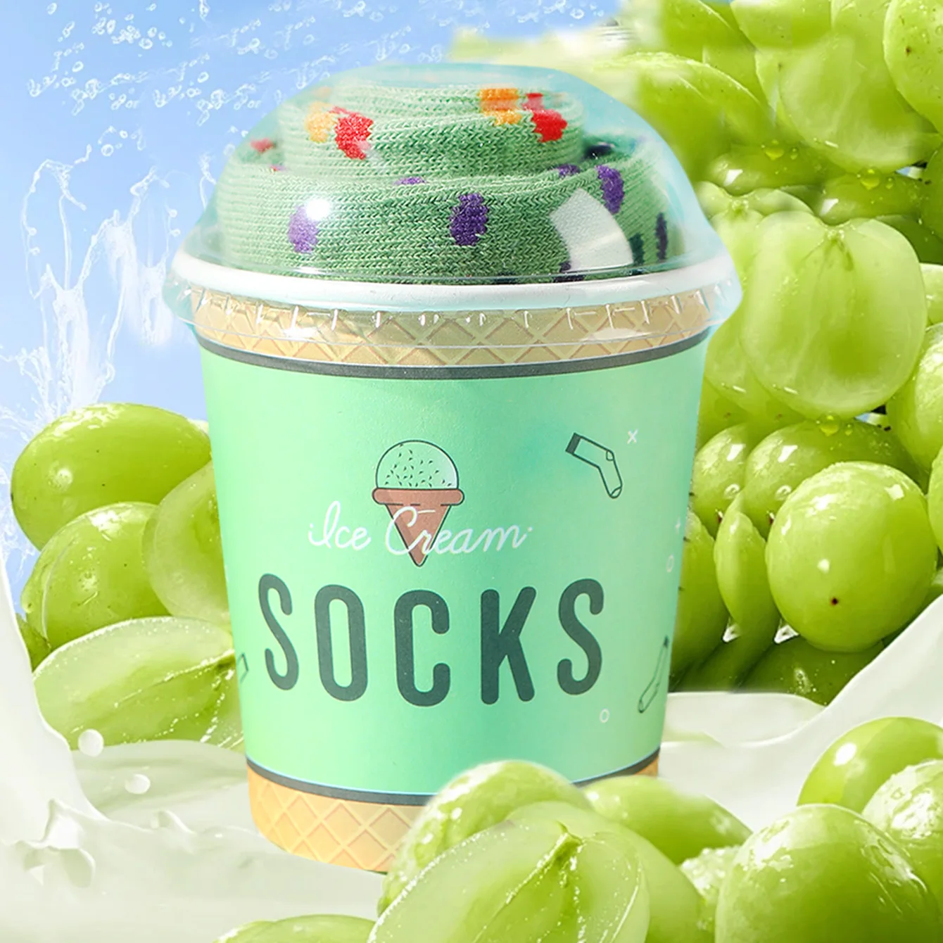 1 pair of unisex mid-calf socks in a novelty and fun matcha ice cream gift box, creative socks with a fashionable and trendy style, comfortable and breathable, suitable for parties, casual wear, Valentine's Day, Halloween, birthdays, Christmas, New Year, Thanksgiving, autumn and winter, all-season styles, creative gift box