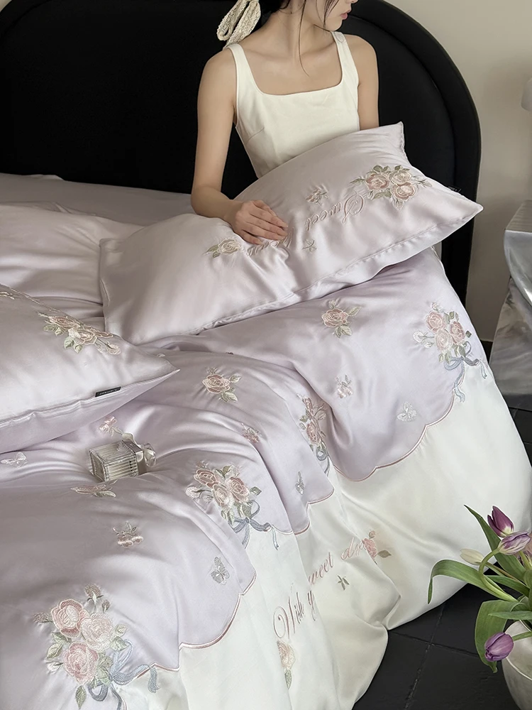 

Summer Floral Embroidery Double-sided Lyocell Bedding Set 5m Smooth Cool Sensation Four-piece Bedding Collection