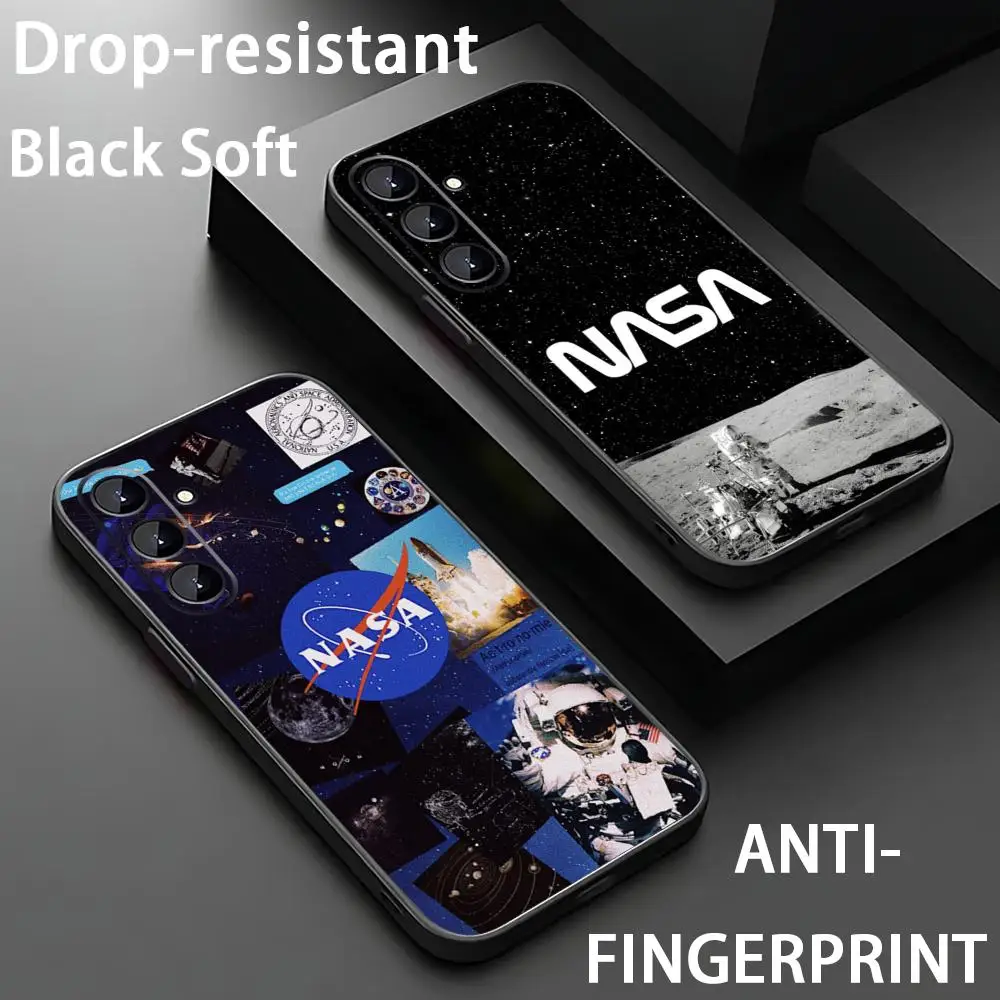 Luxury ins n-nasa astronaut Phone Case For Samsung Galaxy S26 S25 S24 S23 S22 S21 Plus Ultra Note20 Soft Black