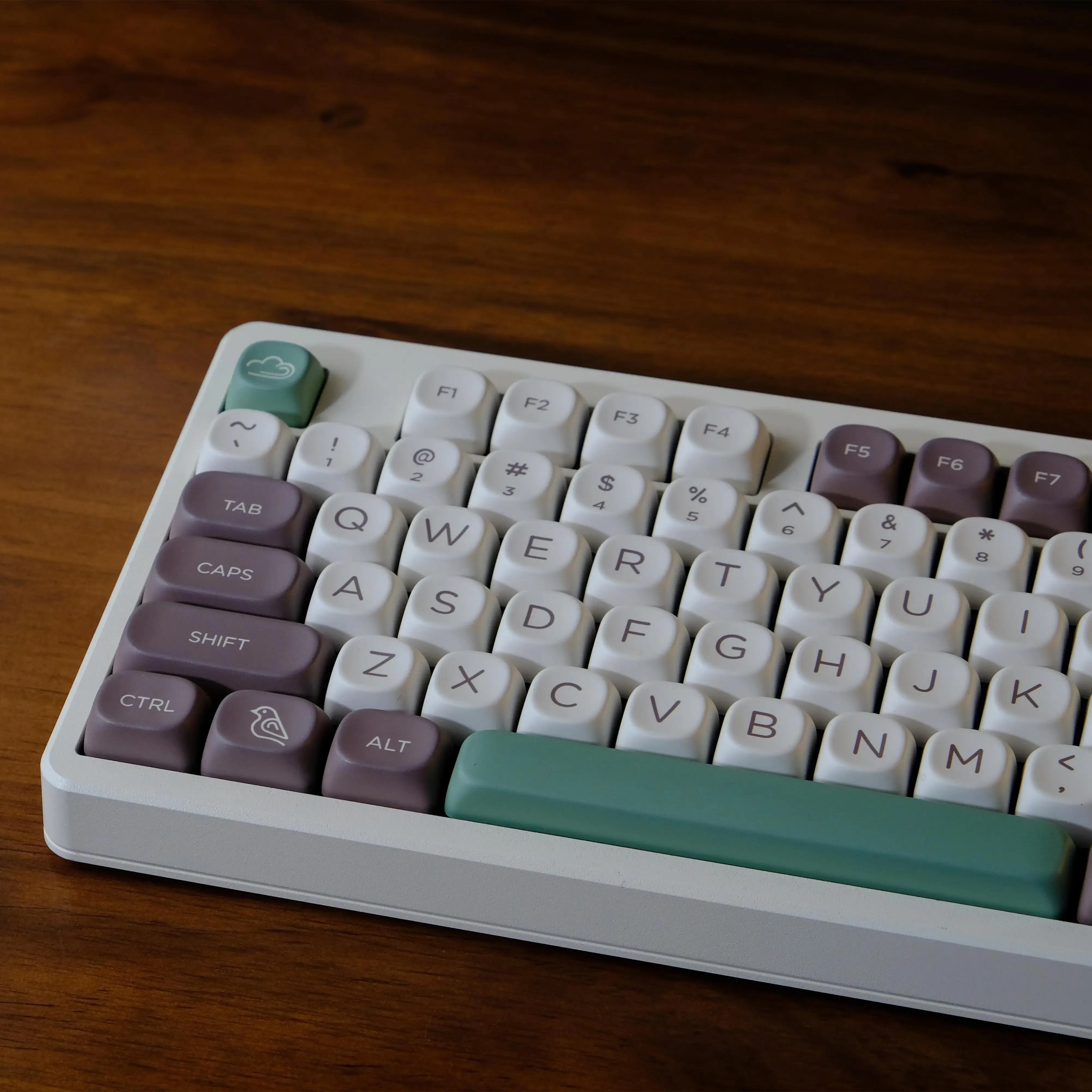 

GMK big bear keycaps MOA height PBT sublimation made68 60 rain 75 87 104 108