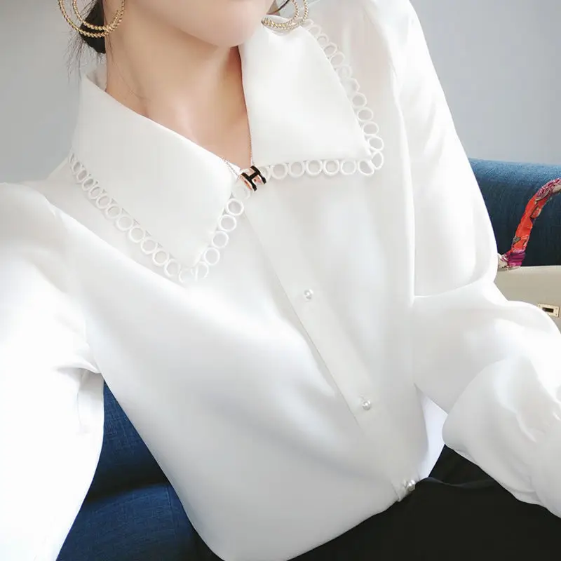 2022 Spring Elegant Ring Patchwork White Chiffon Blouses Wweet Korean Office Female Long Sleeve Pearl Button Up Women Top Shirts